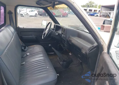 1989 Ford Ranger z USA, uszkodzony, nr VIN 1FTCR10A1KUA71236